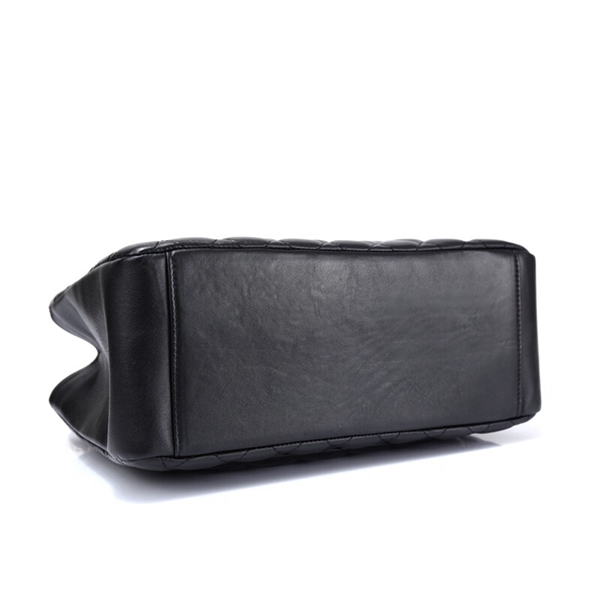 シャネルバッグ内部構造